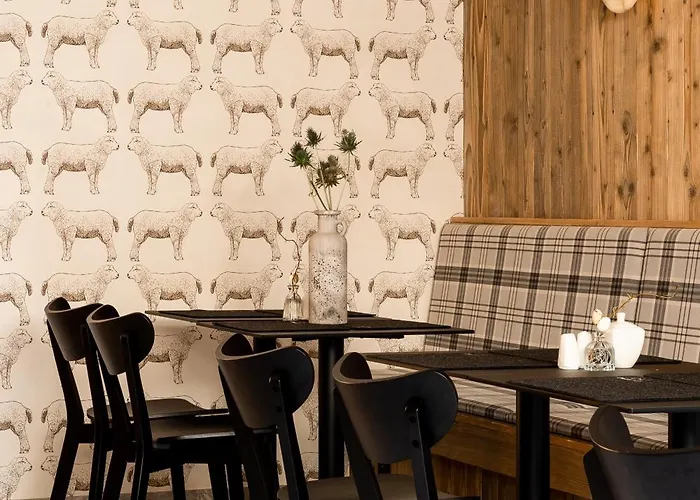 Owce Dwie ベッド・アンド・ブレックファスト 3*