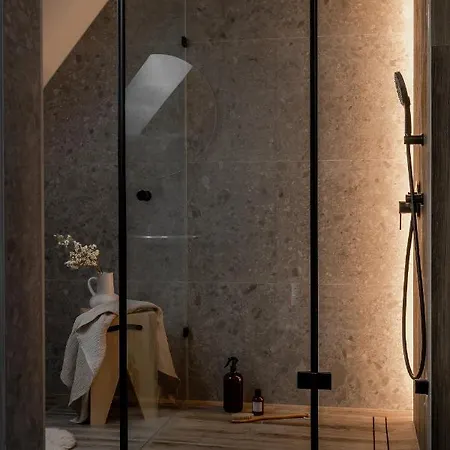 Oda ve Kahvaltı Owce Dwie 3*