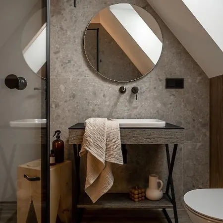 Oda ve Kahvaltı Owce Dwie