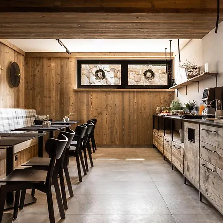 Owce Dwie Bed & Breakfast