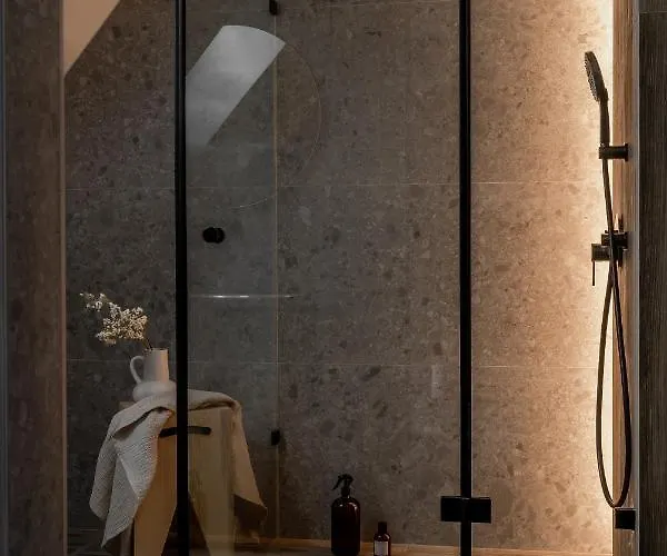 לינה וארוחת בוקר Owce Dwie 3*