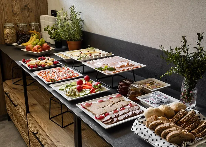 לינה וארוחת בוקר Owce Dwie זקופאנה